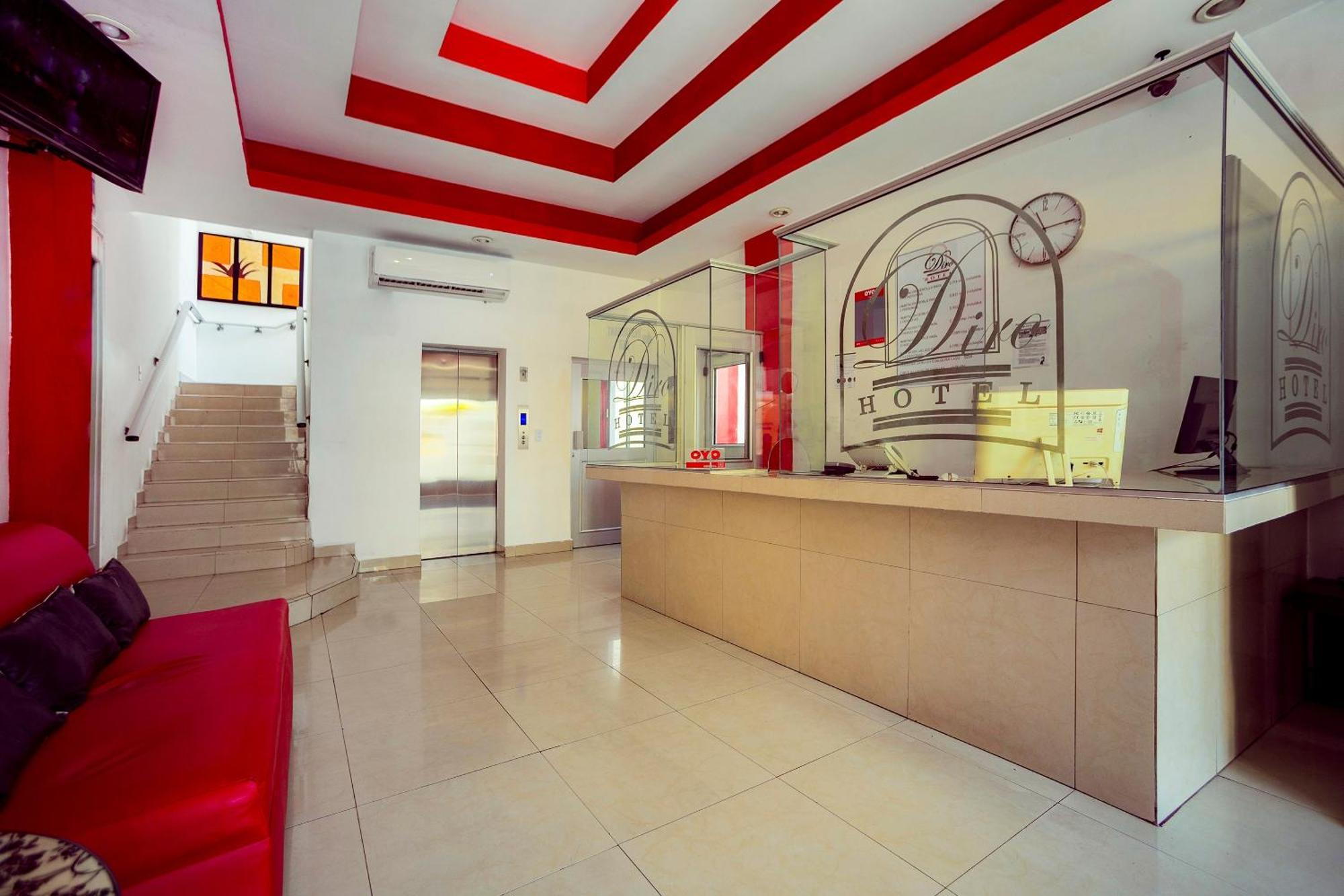 Capital O Hotel Diro, Монтерей Екстериор снимка